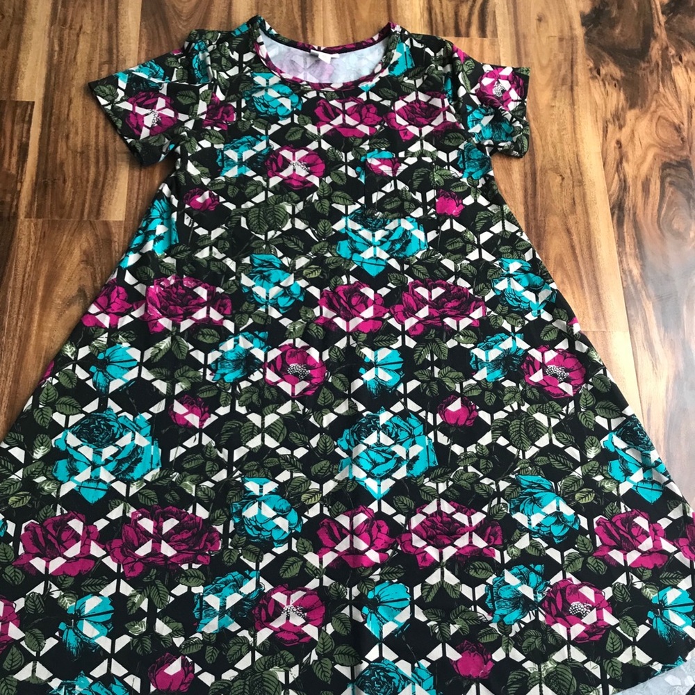 LuLaRoe, UNICORN Carly, size XS
